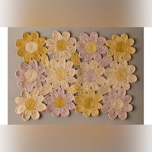Urban Outfitters Floral Daisy Field Jute Rug New Without Tag